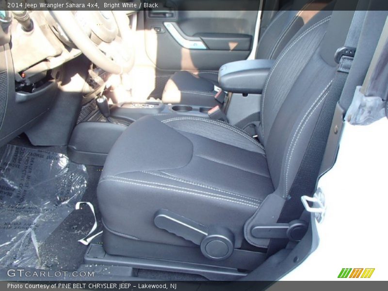 Bright White / Black 2014 Jeep Wrangler Sahara 4x4
