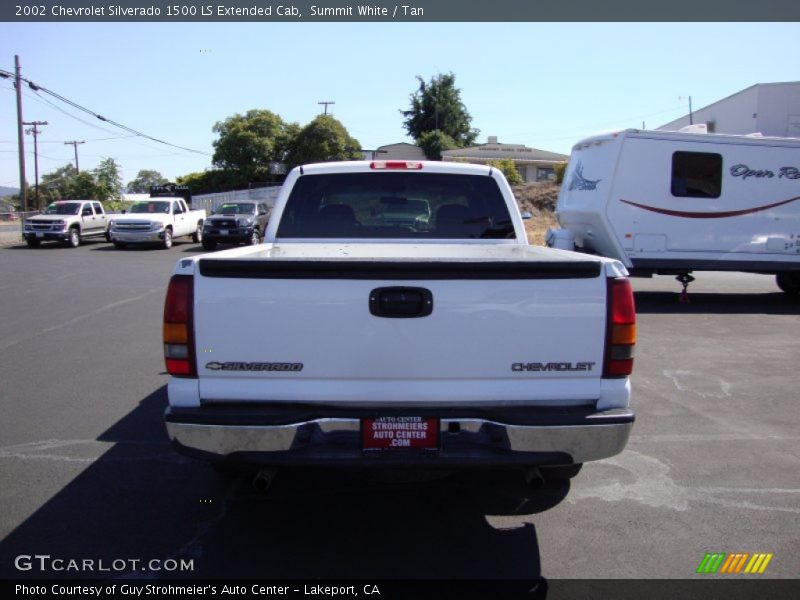 Summit White / Tan 2002 Chevrolet Silverado 1500 LS Extended Cab