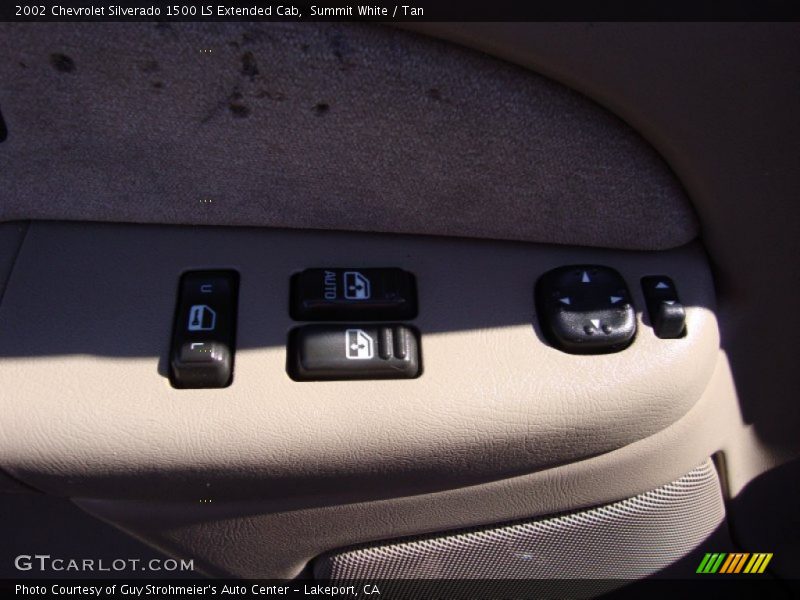 Summit White / Tan 2002 Chevrolet Silverado 1500 LS Extended Cab