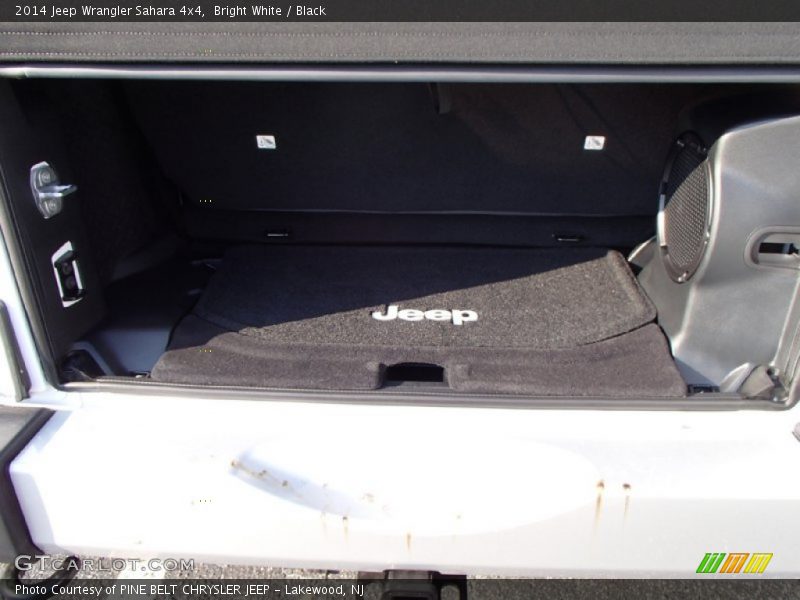 Bright White / Black 2014 Jeep Wrangler Sahara 4x4