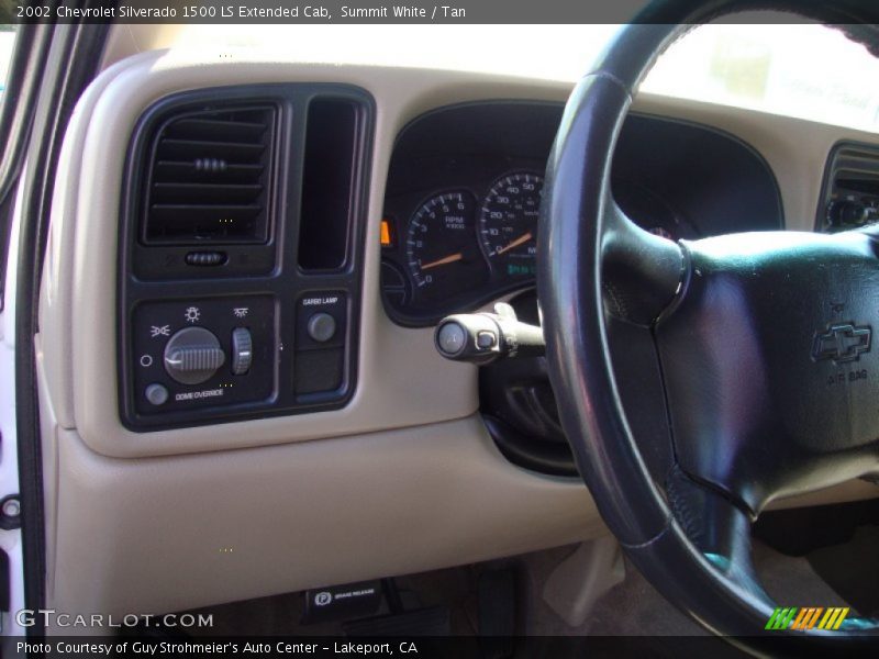 Summit White / Tan 2002 Chevrolet Silverado 1500 LS Extended Cab