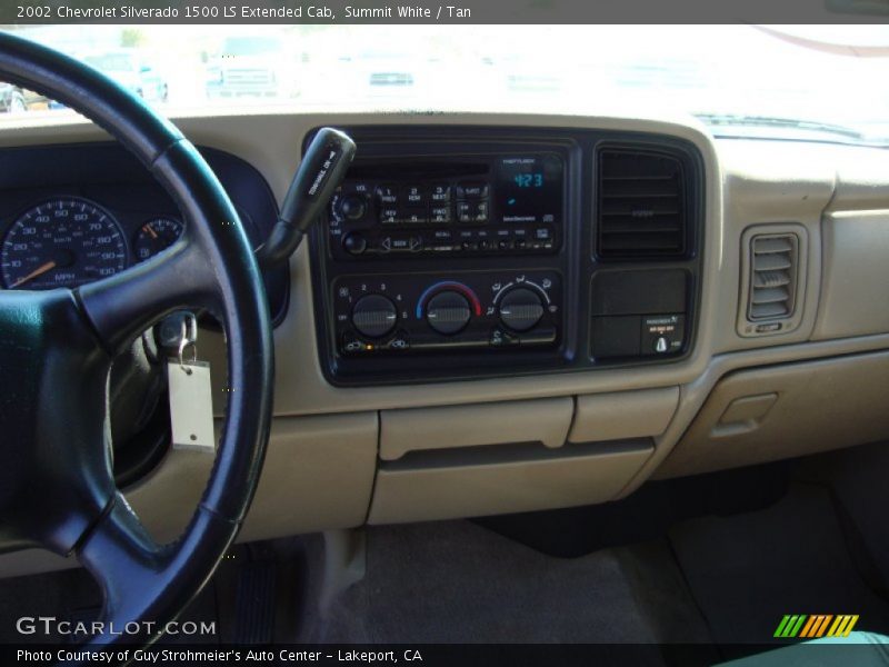 Summit White / Tan 2002 Chevrolet Silverado 1500 LS Extended Cab