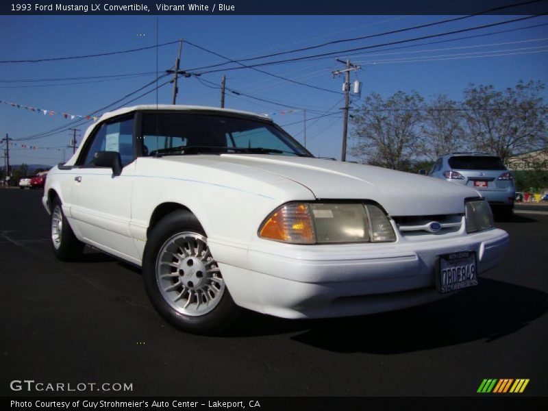 Vibrant White / Blue 1993 Ford Mustang LX Convertible