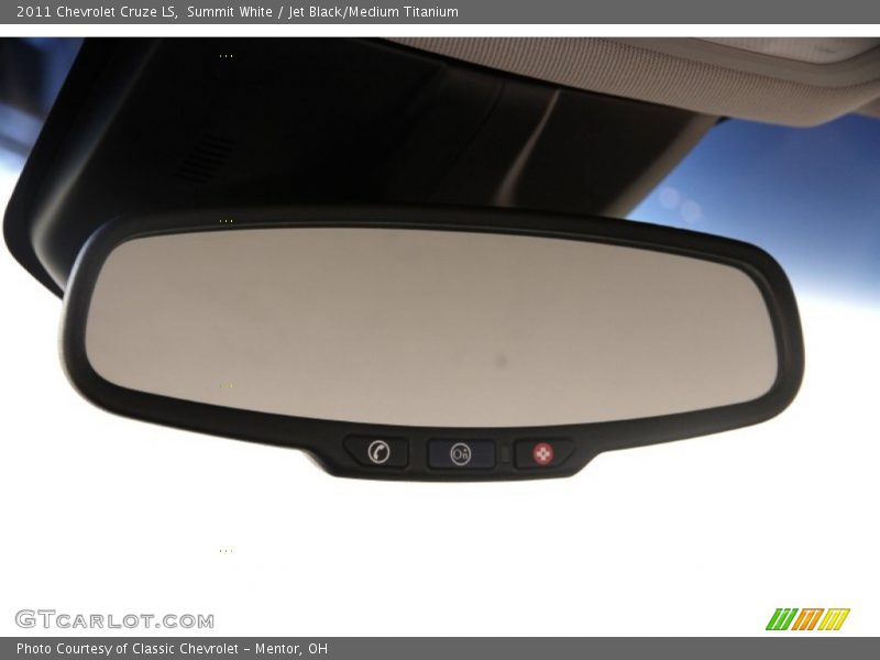 Summit White / Jet Black/Medium Titanium 2011 Chevrolet Cruze LS