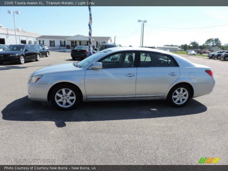 Titanium Metallic / Light Gray 2006 Toyota Avalon XL