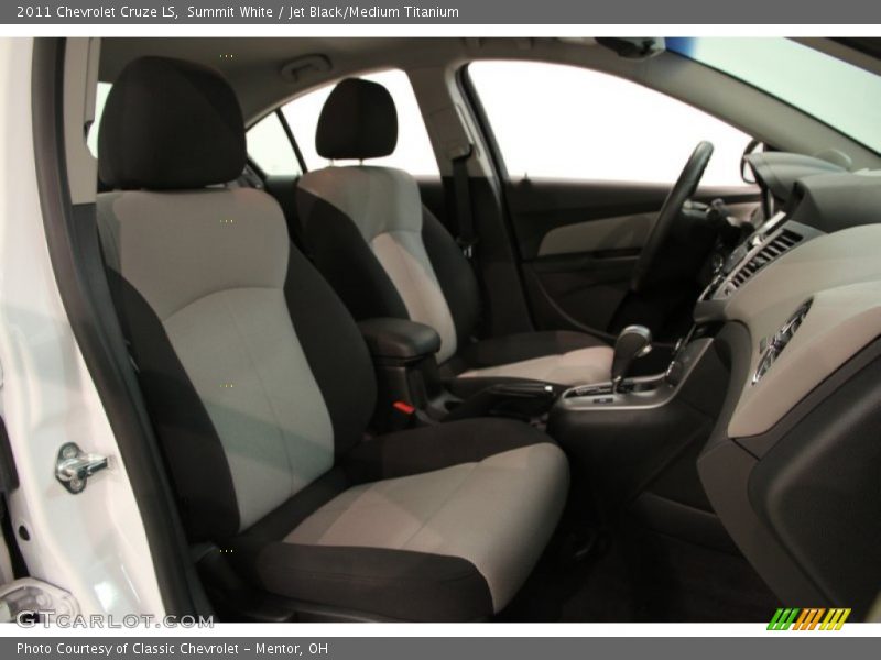 Summit White / Jet Black/Medium Titanium 2011 Chevrolet Cruze LS