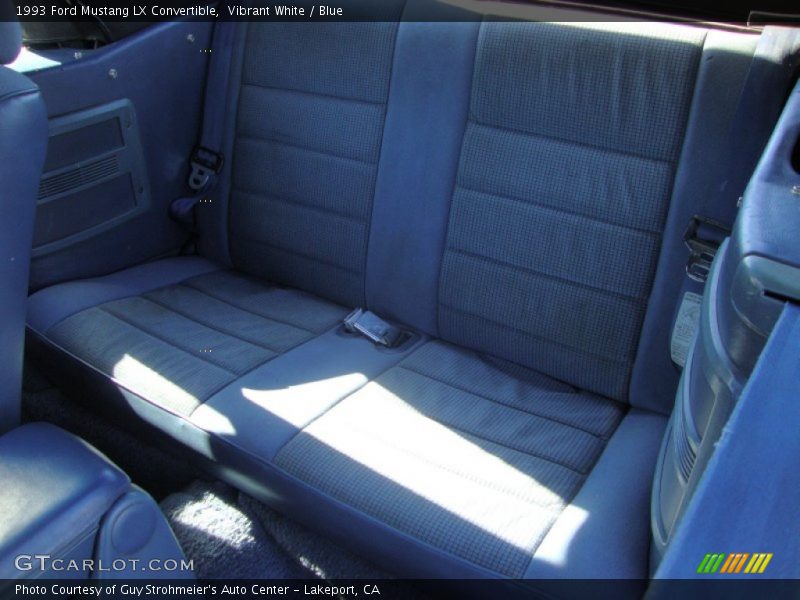 Vibrant White / Blue 1993 Ford Mustang LX Convertible