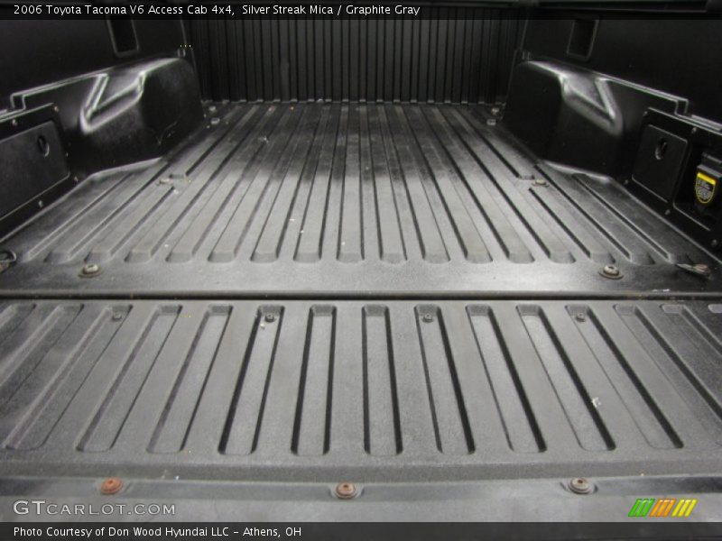Silver Streak Mica / Graphite Gray 2006 Toyota Tacoma V6 Access Cab 4x4