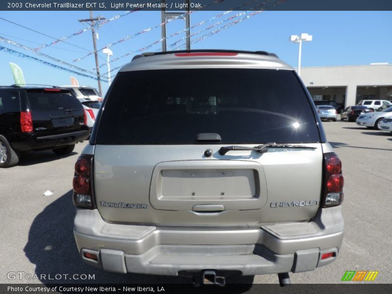 Light Pewter Metallic / Light Oak 2003 Chevrolet TrailBlazer EXT LS