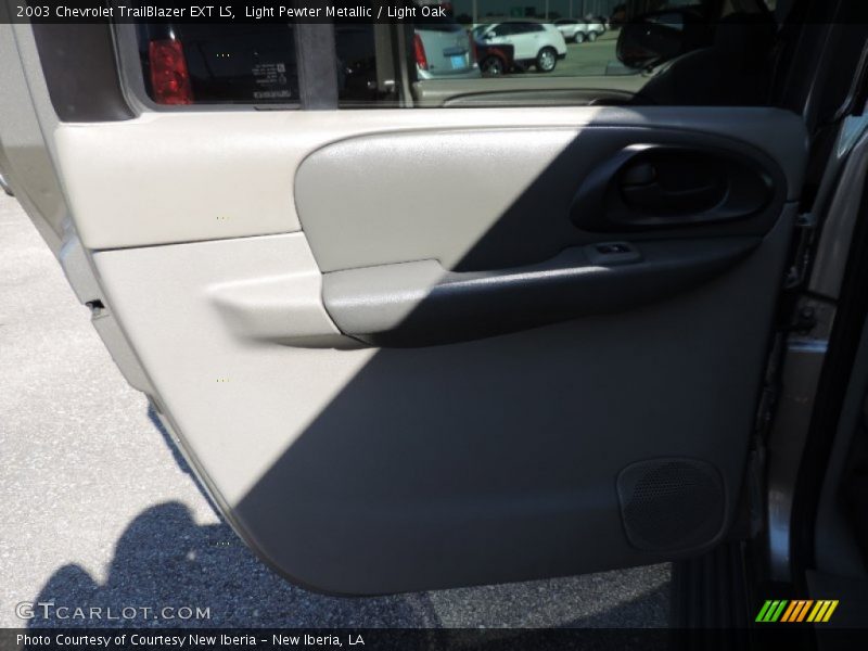 Light Pewter Metallic / Light Oak 2003 Chevrolet TrailBlazer EXT LS
