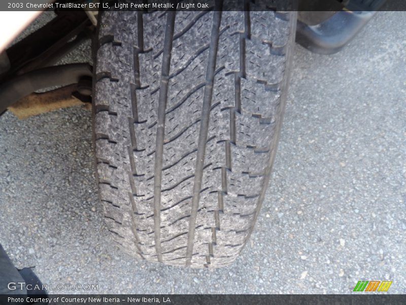 Light Pewter Metallic / Light Oak 2003 Chevrolet TrailBlazer EXT LS