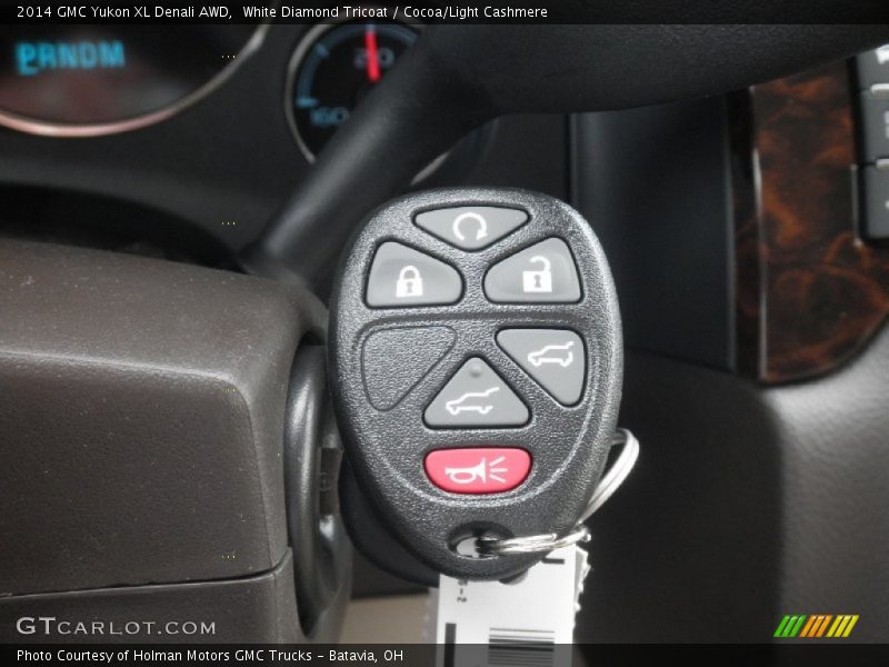 Keys of 2014 Yukon XL Denali AWD