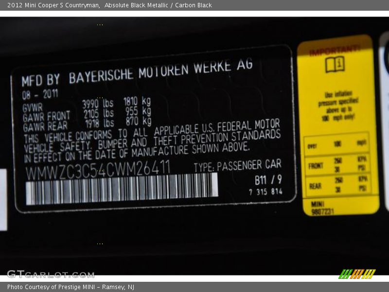 Absolute Black Metallic / Carbon Black 2012 Mini Cooper S Countryman