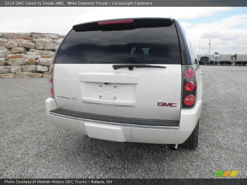 White Diamond Tricoat / Cocoa/Light Cashmere 2014 GMC Yukon XL Denali AWD