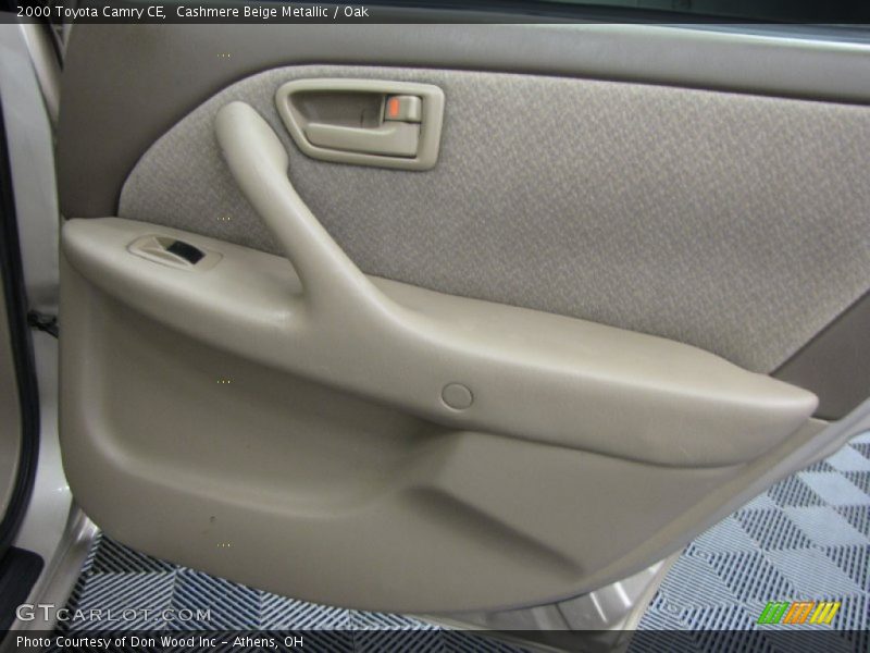 Cashmere Beige Metallic / Oak 2000 Toyota Camry CE