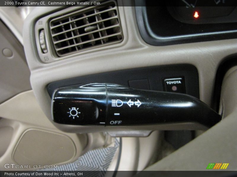 Cashmere Beige Metallic / Oak 2000 Toyota Camry CE