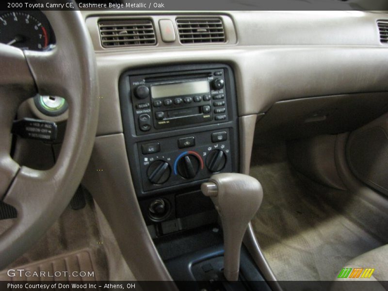 Cashmere Beige Metallic / Oak 2000 Toyota Camry CE