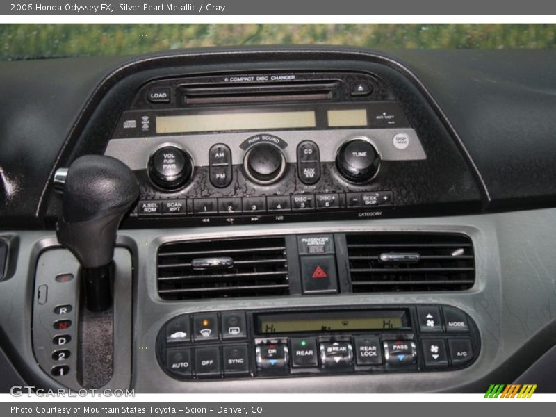 Silver Pearl Metallic / Gray 2006 Honda Odyssey EX