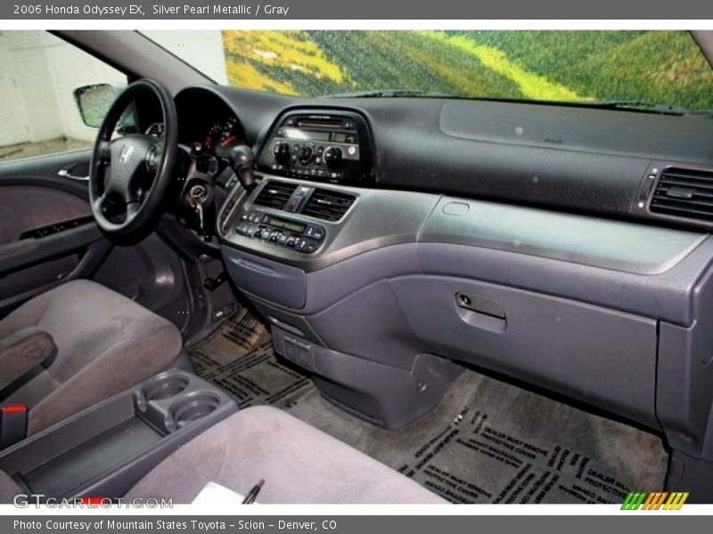 Silver Pearl Metallic / Gray 2006 Honda Odyssey EX