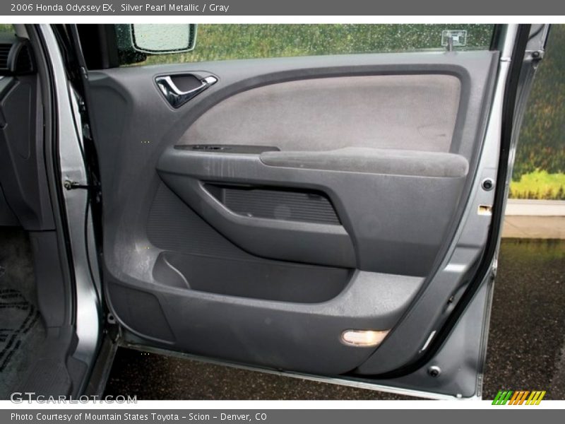 Silver Pearl Metallic / Gray 2006 Honda Odyssey EX