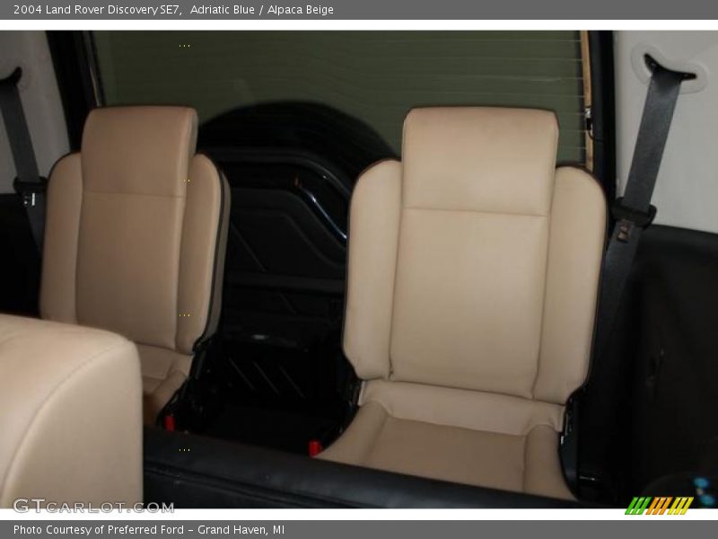 Adriatic Blue / Alpaca Beige 2004 Land Rover Discovery SE7