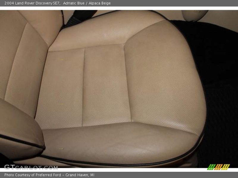 Adriatic Blue / Alpaca Beige 2004 Land Rover Discovery SE7