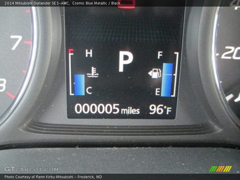 Cosmic Blue Metallic / Black 2014 Mitsubishi Outlander SE S-AWC