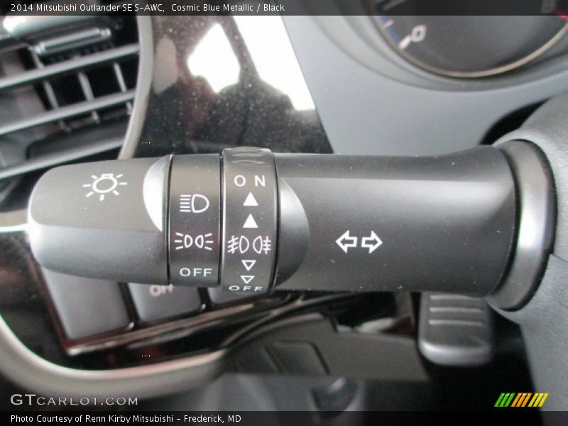 Cosmic Blue Metallic / Black 2014 Mitsubishi Outlander SE S-AWC