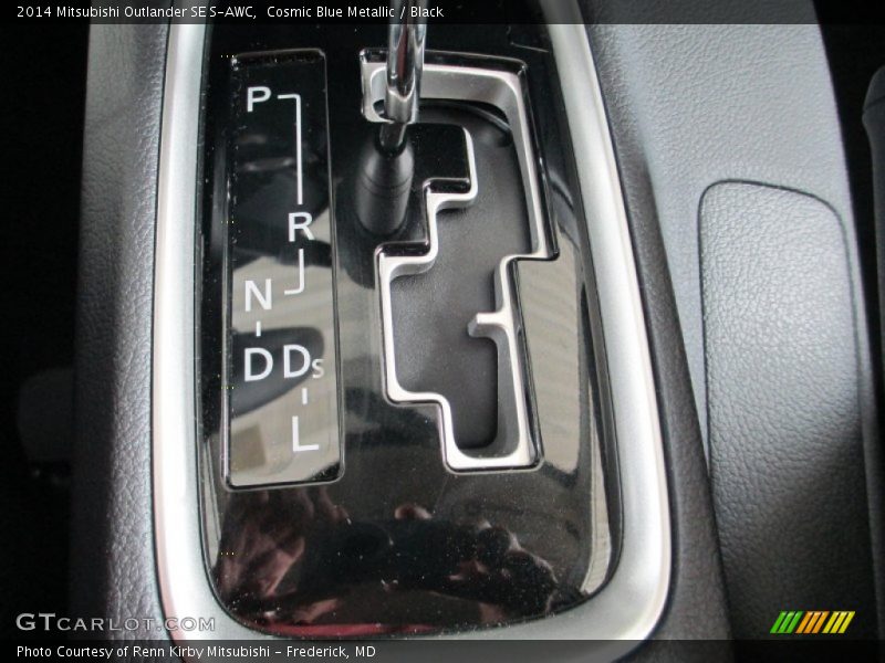 Cosmic Blue Metallic / Black 2014 Mitsubishi Outlander SE S-AWC