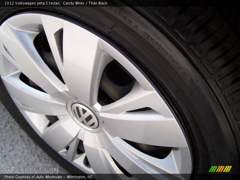 Candy White / Titan Black 2012 Volkswagen Jetta S Sedan
