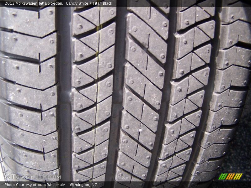 Candy White / Titan Black 2012 Volkswagen Jetta S Sedan