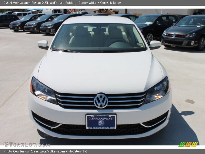 Candy White / Cornsilk Beige 2014 Volkswagen Passat 2.5L Wolfsburg Edition