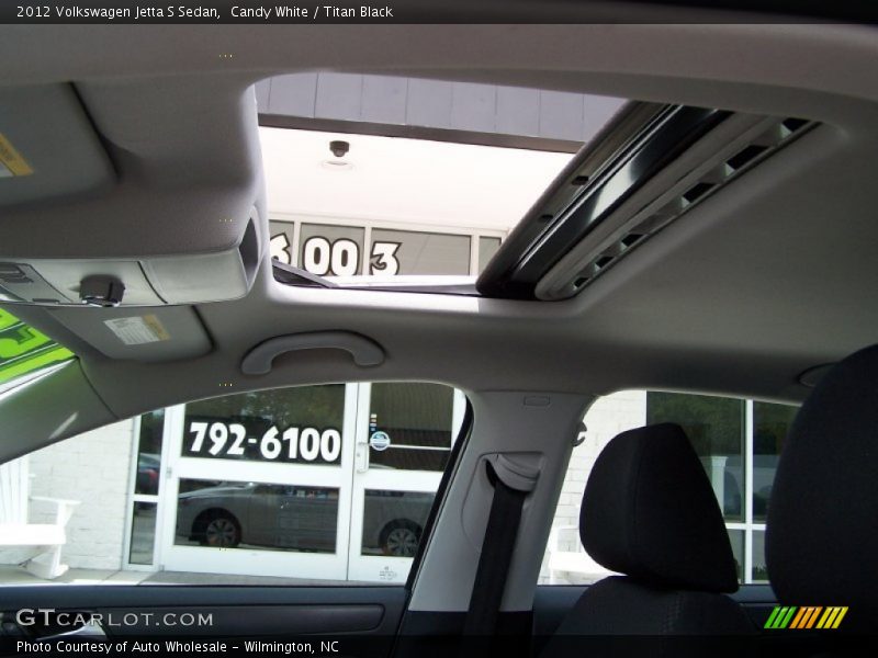 Candy White / Titan Black 2012 Volkswagen Jetta S Sedan