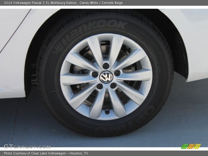 Candy White / Cornsilk Beige 2014 Volkswagen Passat 2.5L Wolfsburg Edition