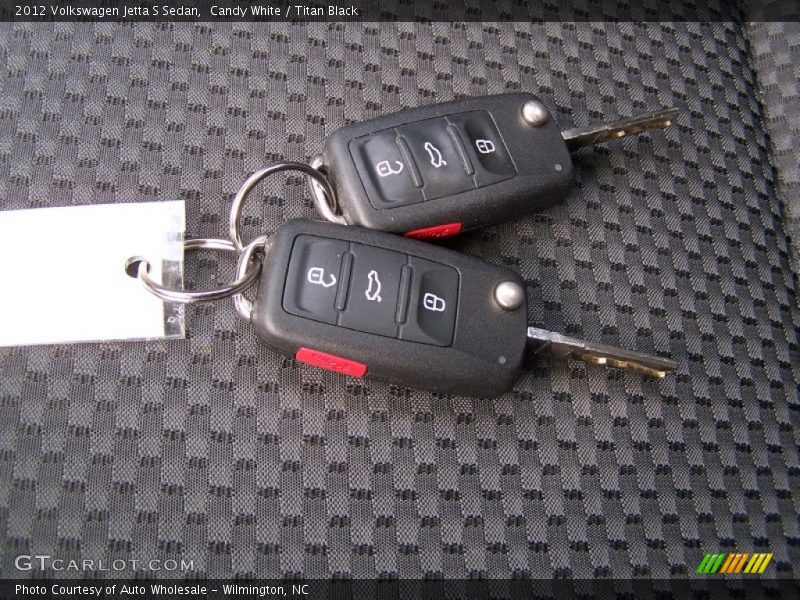 Candy White / Titan Black 2012 Volkswagen Jetta S Sedan
