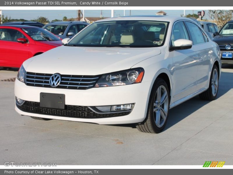 Candy White / Cornsilk Beige 2014 Volkswagen Passat TDI SEL Premium