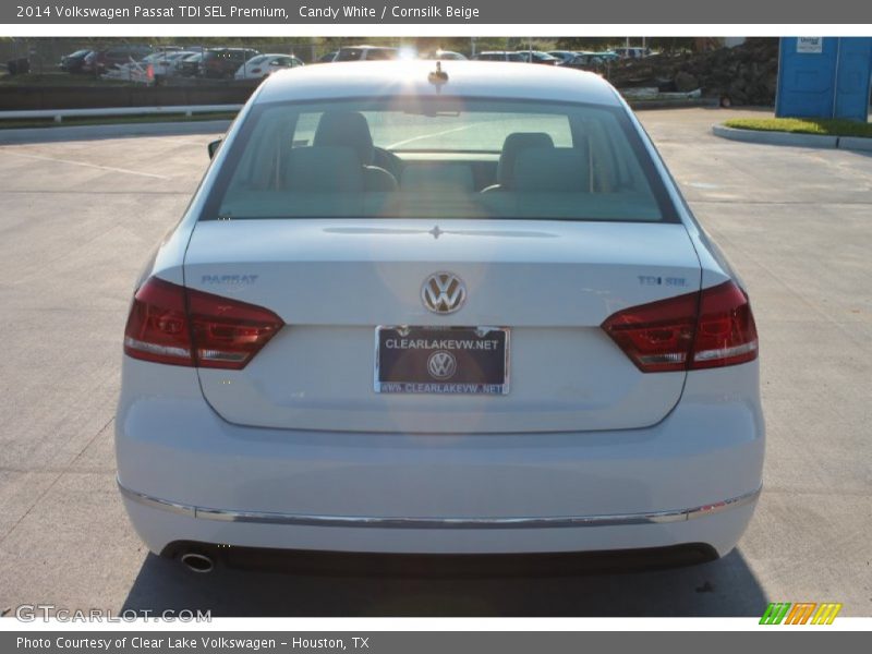 Candy White / Cornsilk Beige 2014 Volkswagen Passat TDI SEL Premium