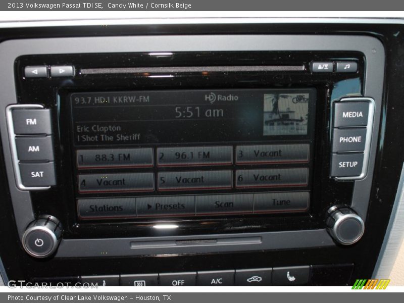 Candy White / Cornsilk Beige 2013 Volkswagen Passat TDI SE