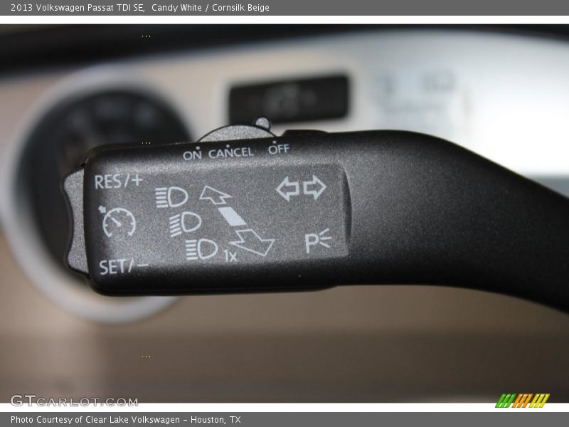 Candy White / Cornsilk Beige 2013 Volkswagen Passat TDI SE
