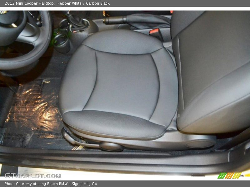 Pepper White / Carbon Black 2013 Mini Cooper Hardtop