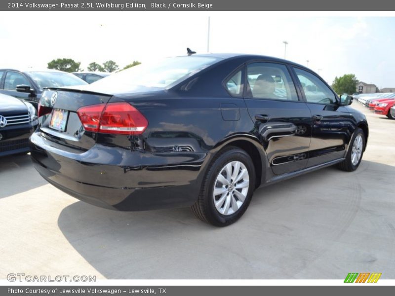 Black / Cornsilk Beige 2014 Volkswagen Passat 2.5L Wolfsburg Edition
