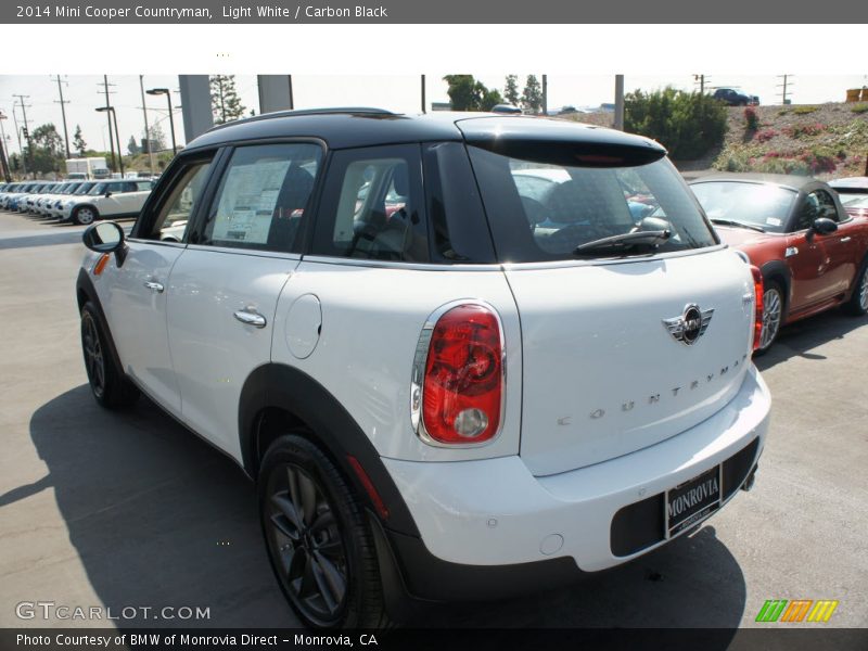 Light White / Carbon Black 2014 Mini Cooper Countryman