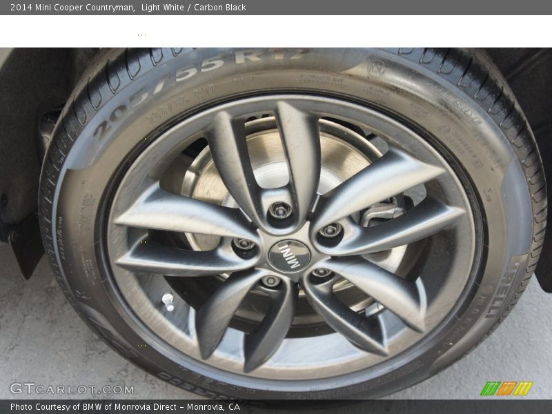 Light White / Carbon Black 2014 Mini Cooper Countryman