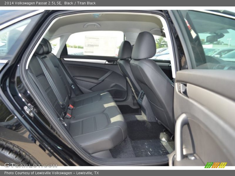Black / Titan Black 2014 Volkswagen Passat 2.5L SE