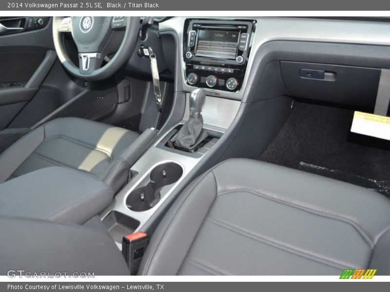Black / Titan Black 2014 Volkswagen Passat 2.5L SE