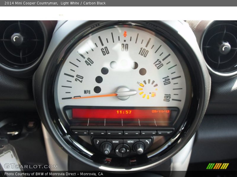 Light White / Carbon Black 2014 Mini Cooper Countryman