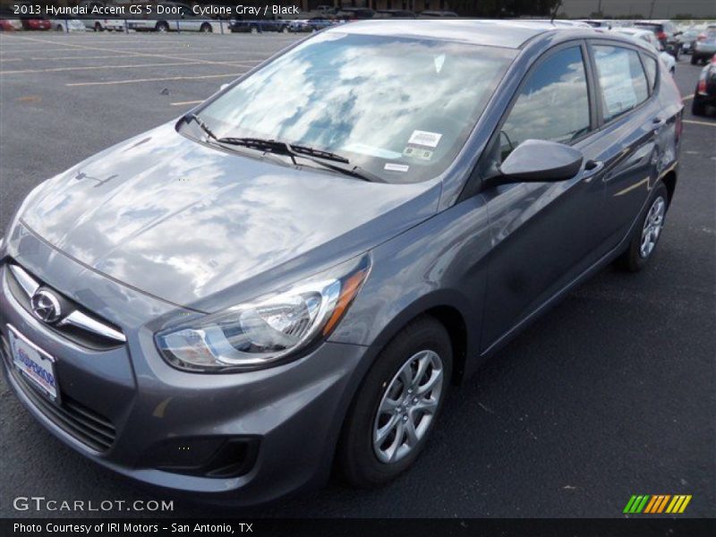 Cyclone Gray / Black 2013 Hyundai Accent GS 5 Door
