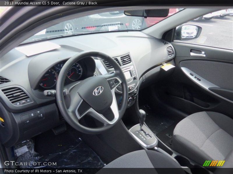 Cyclone Gray / Black 2013 Hyundai Accent GS 5 Door
