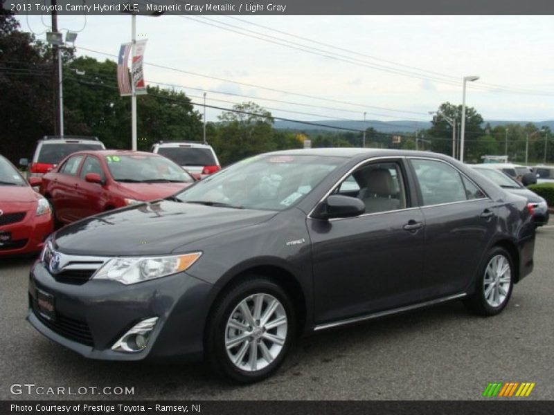 Magnetic Gray Metallic / Light Gray 2013 Toyota Camry Hybrid XLE