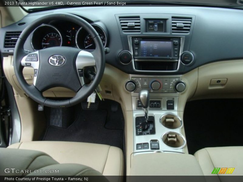 Cypress Green Pearl / Sand Beige 2013 Toyota Highlander V6 4WD